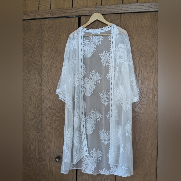 NWOT Lace kimono xs - Picture 2 of 4